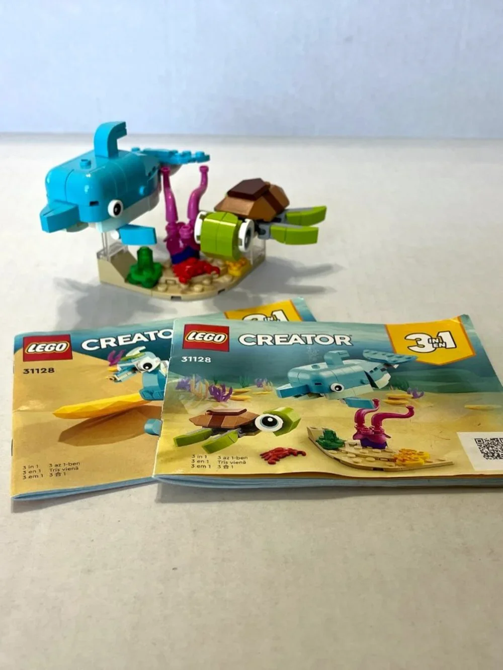 LEGO Creator 3-in-1 Dolphin and Turtle #31128 RETIRED